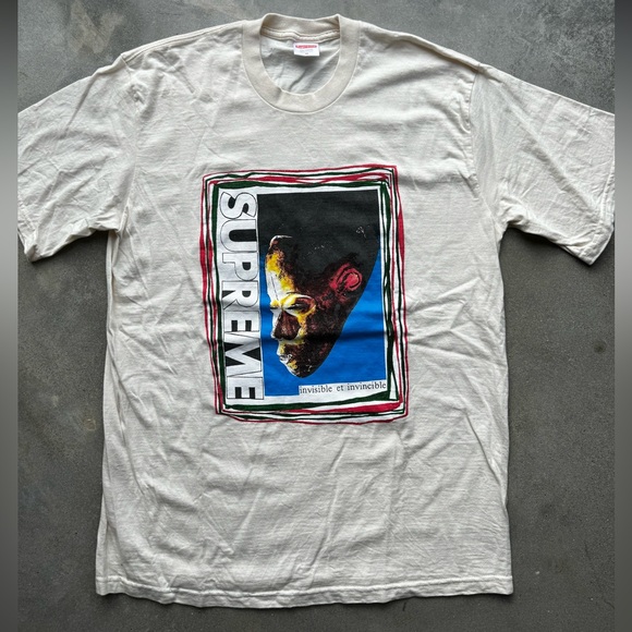 Supreme Mens Tshirt - Picture 1 of 2